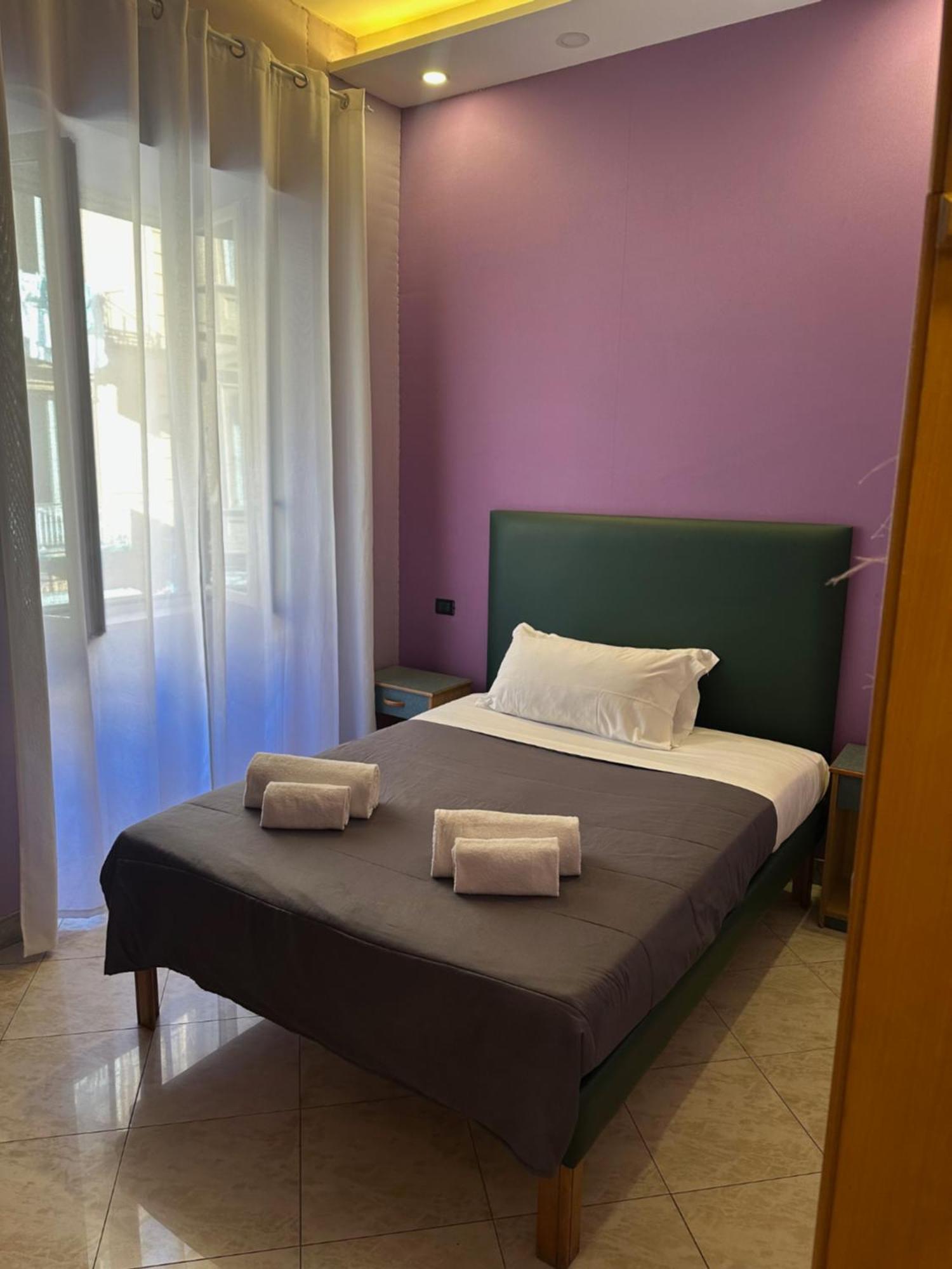 Smart Station Hotel Nápoly Kültér fotó