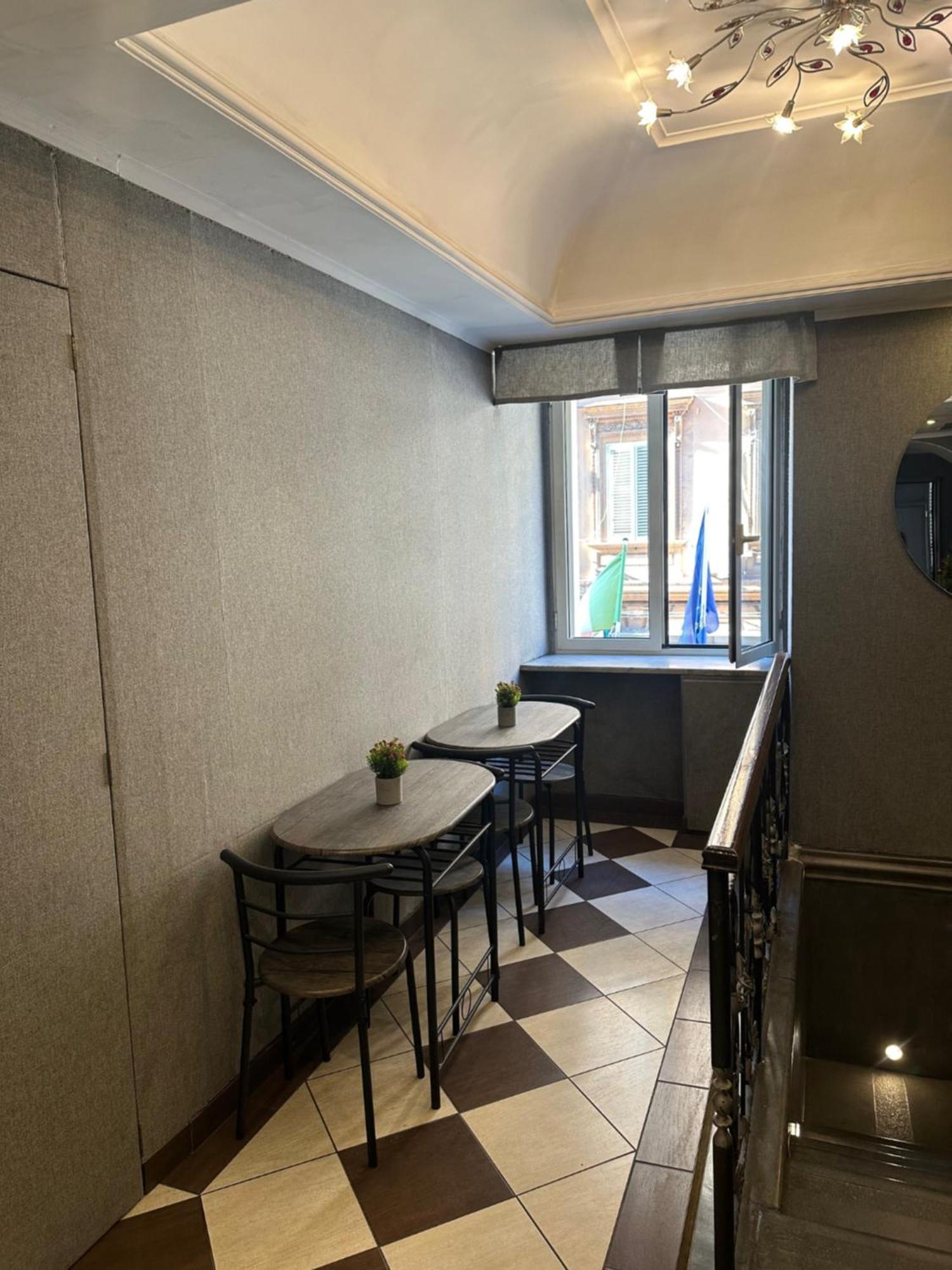 Smart Station Hotel Nápoly Kültér fotó
